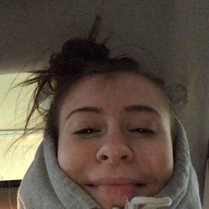 Meet your Posher, Jewel